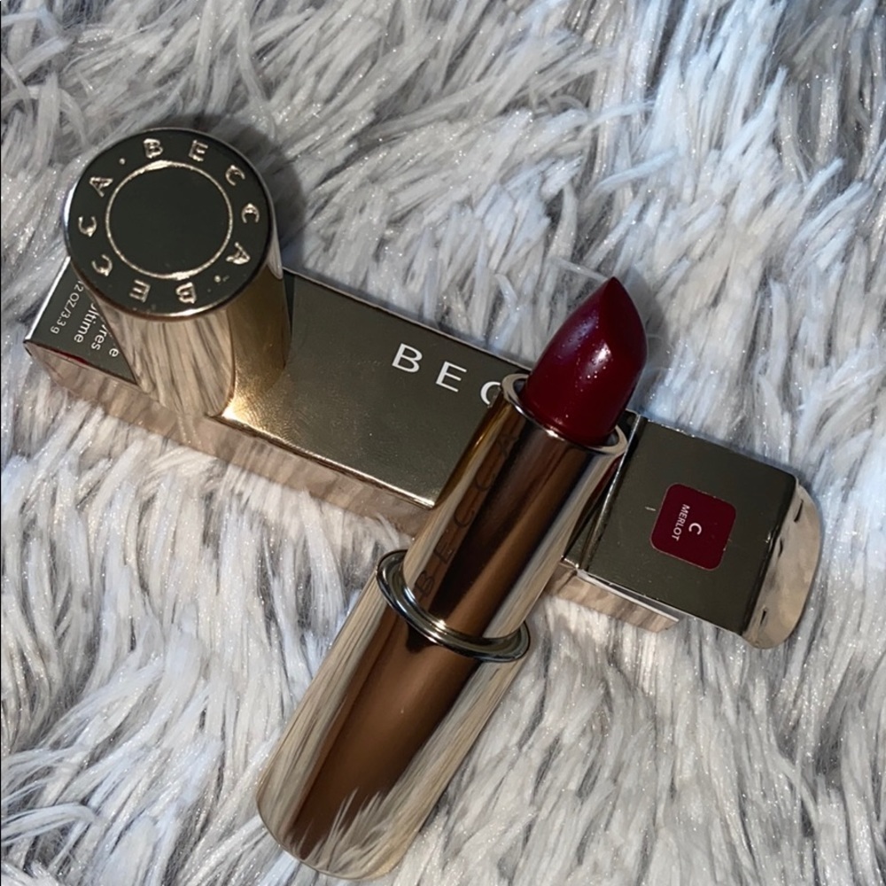BECCA Ultimate love Lipstick- Merlot